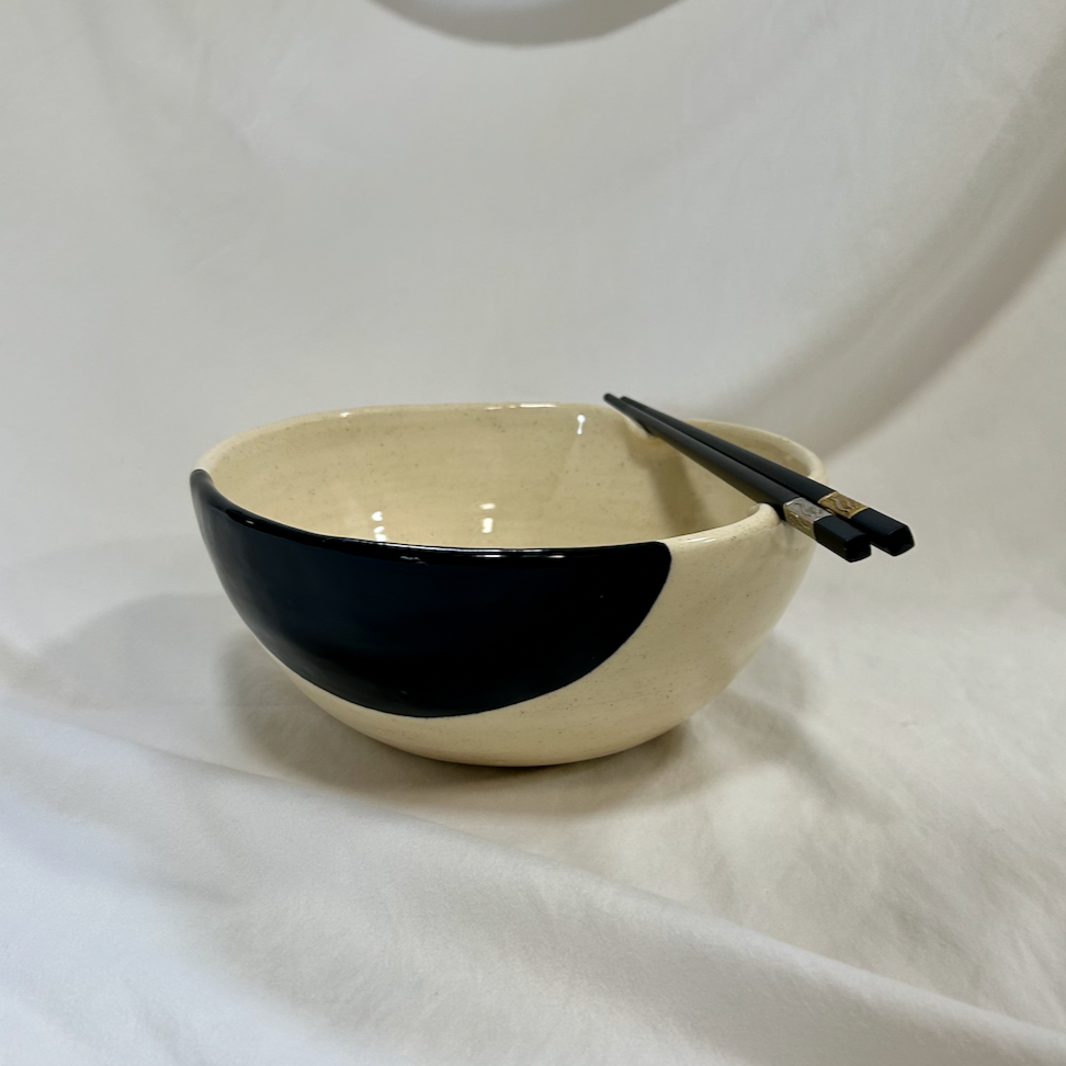 Handmade Ceramic Ramen Bowl with Chopstick Holder